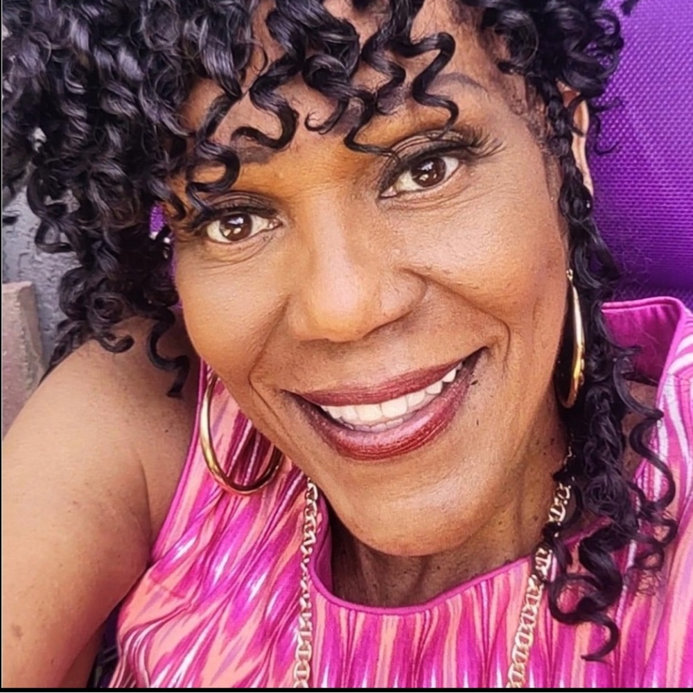 🔥My Live Shows with Beautiful Women's Fashion and Jewelry 💜💜💜 - Picture 7 of 16